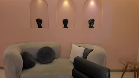 Tiffanny Sins online show from March 22, 4:54 pm