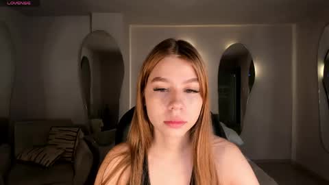 Tiffanny Sins online show from April 19, 5:12 pm