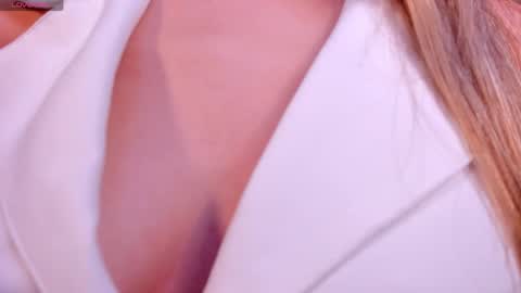 Tiffanny Sins online show from May 14, 4:19 am