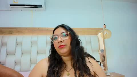 Tiffany and Stacy online show from February 14, 7:54 pm