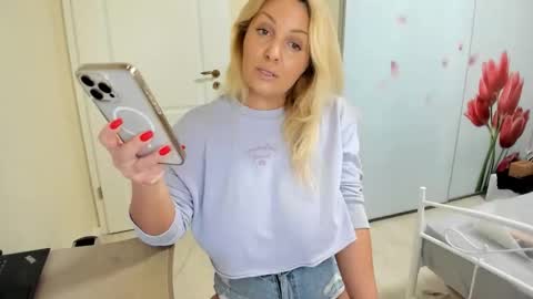 Tiffany your girl next door online show from February 12, 6:14 pm