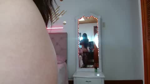 Tifanny online show from March 4, 2:45 pm