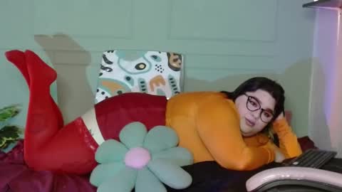 dont forget ask for custom vids  online show from December 6, 10:05 am