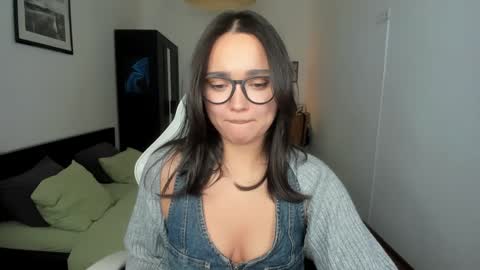  Tiffany  online show from January 5, 9:37 am