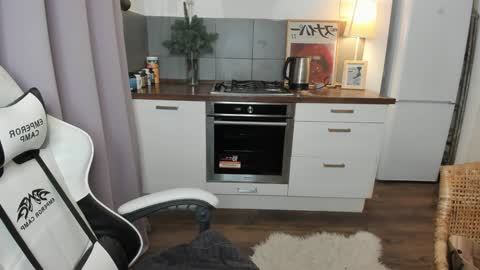  Tiffany  online show from January 14, 10:38 am