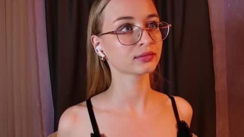 Tiffany online show from February 21, 4:08 pm