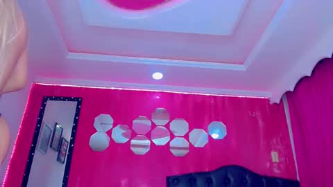 Snapshot of tiffanymackensyy69 chatting on October 30, 12:12 am tiffanymackensyy69 online show from October 30, 12:12 am