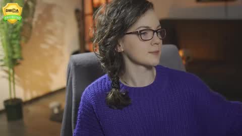 tiffanyriox online show from February 24, 12:52 am