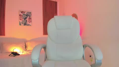 Tiffany online show from October 12, 1:10 pm