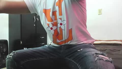 Snapshot of tiger_job chatting on January 18, 10:35 pm tiger_job online show from January 18, 10:35 pm