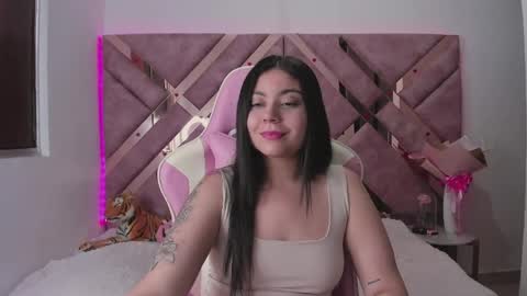 Snapshot of tigerbaby_ chatting on April 9, 6:35 pm Ana online show from April 9, 6:35 pm