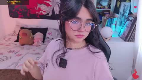 Snapshot of tigerlily__1 chatting on June 25, 2:21 pm Lilith online show from June 25, 2:21 pm