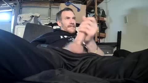 Snapshot of tiggity19 chatting on April 7, 6:52 pm Tiggity23 come stroke my 9 cock with ne online show from April 7, 6:52 pm