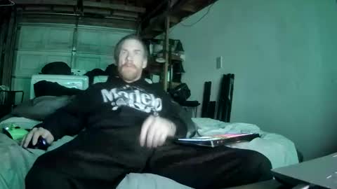 Snapshot of tiggity19 chatting on April 27, 8:45 am Tiggity23 come stroke my 9 cock with ne online show from April 27, 8:45 am