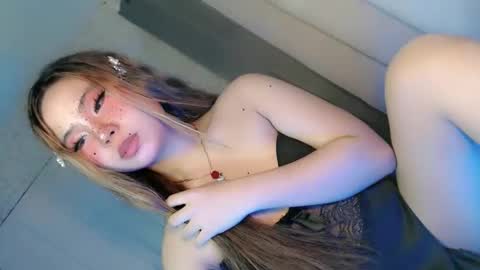 tight_elliana online show from May 20, 8:48 pm