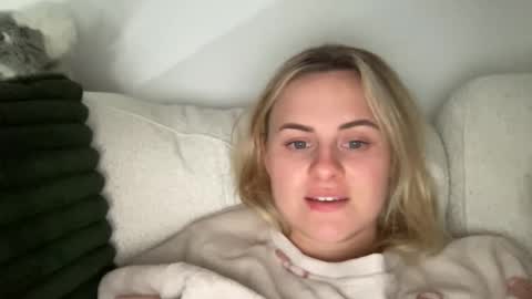 Lexi online show from November 24, 5:07 am