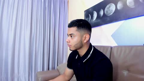 Snapshot of tiler_price chatting on December 31, 5:51 pm Tyler online show from December 31, 5:51 pm