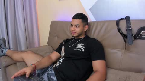 Snapshot of tiler_price chatting on February 22, 7:58 pm Tyler online show from February 22, 7:58 pm