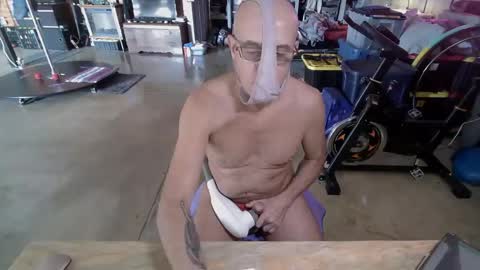 Snapshot of tim4tech chatting on January 17, 4:22 pm ThongMan online show from January 17, 4:22 pm