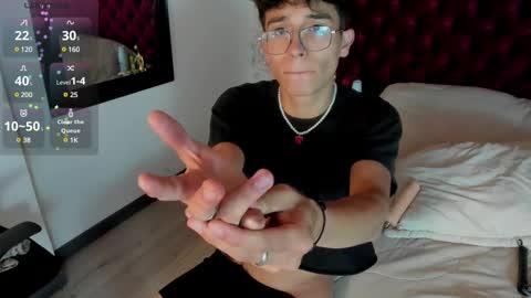 Tim Fox online show from February 9, 11:15 pm