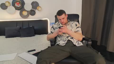 ask me online show from January 6, 7:42 am