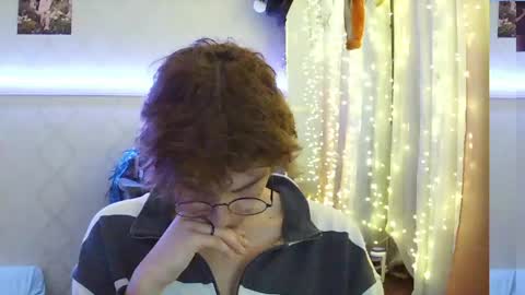 Snapshot of timbunnyy chatting on May 15, 11:23 pm Wille online show from May 15, 11:23 pm