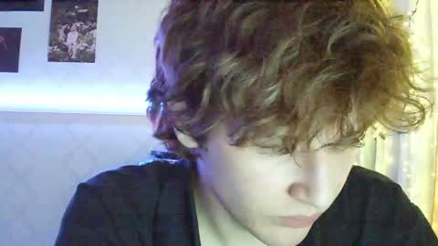Snapshot of timbunnyy chatting on May 19, 11:00 pm Wille online show from May 19, 11:00 pm