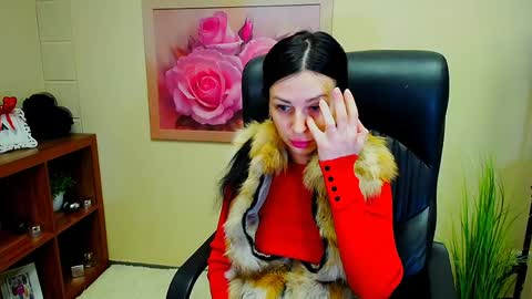 Luisa online show from December 19, 9:29 am