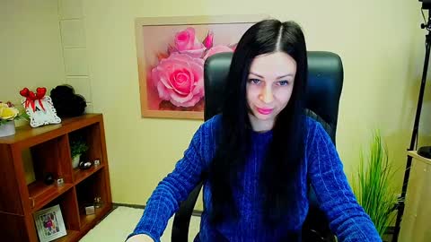 Luisa online show from December 26, 12:05 pm