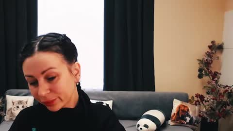 Luisa online show from February 24, 10:37 am