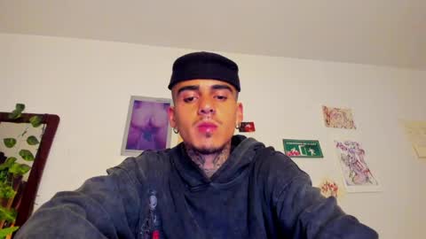 Snapshot of timewith_sebas chatting on June 1, 1:18 am salem online show from June 1, 1:18 am