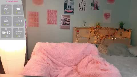 Mia online show from January 16, 4:49 am