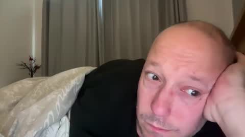 timtim19781978 online show from March 10, 7:57 am