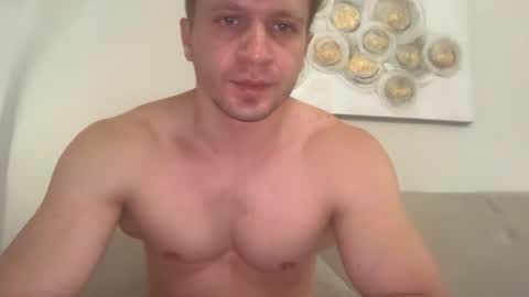 Snapshot of timtim777888 chatting on June 18, 7:19 am Tim online show from June 18, 7:19 am