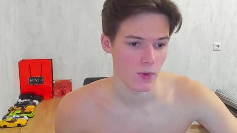 Snapshot of timytwinkboy chatting on January 18, 12:20 pm Tim online show from January 18, 12:20 pm