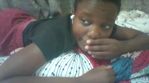 Snapshot of tina2030_1 chatting on May 6, 9:58 am tee online show from May 6, 9:58 am