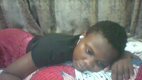 Snapshot of tina2030_1 chatting on May 6, 10:04 pm tee online show from May 6, 10:04 pm