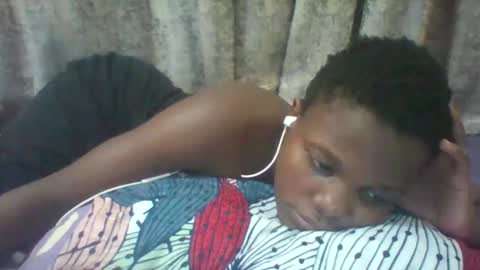 Snapshot of tina2030_1 chatting on May 13, 9:28 am tee online show from May 13, 9:28 am