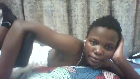 Snapshot of tina2030_1 chatting on May 28, 6:32 am tee online show from May 28, 6:32 am