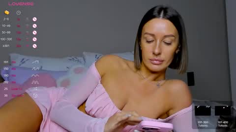 Tina online show from February 14, 8:55 am