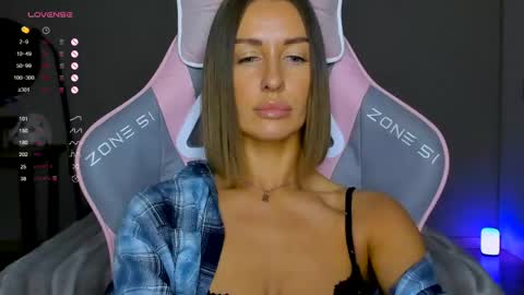 Tina online show from May 27, 10:01 am