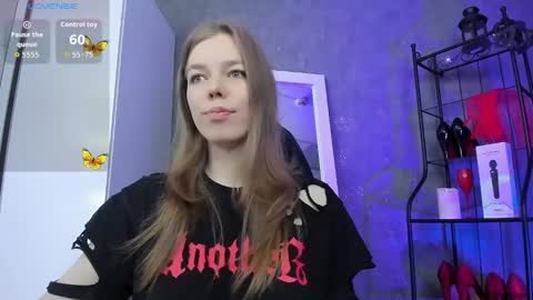 Snapshot of tina_tayllor chatting on October 28, 7:05 pm Tina Tayllor MY SHEDULEMondayTuesdaySaturdaySunday online show from October 28, 7:05 pm