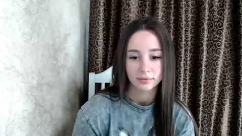 Snapshot of tina_tin85 chatting on August 2, 7:45 pm tina online show from August 2, 7:45 pm