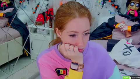 Tina online show from October 31, 4:02 am