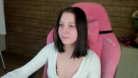 TinaBurton online show from January 17, 4:22 pm