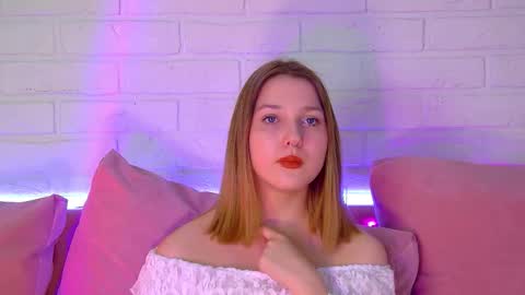 TinaBurton online show from February 26, 5:01 pm