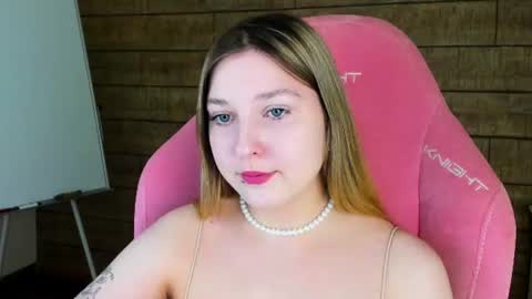 Snapshot of tinaburton chatting on June 14, 4:20 pm TinaBurton online show from June 14, 4:20 pm