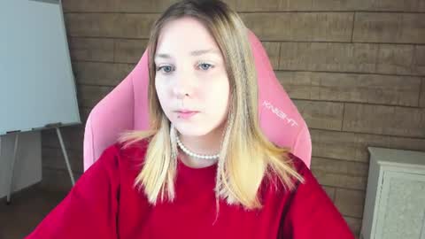 Snapshot of tinaburton chatting on June 28, 4:02 pm TinaBurton online show from June 28, 4:02 pm