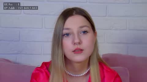 Snapshot of tinaburton chatting on July 3, 4:13 pm TinaBurton online show from July 3, 4:13 pm