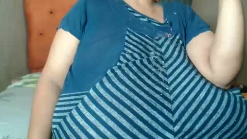 tinagiant online show from March 23, 10:36 pm